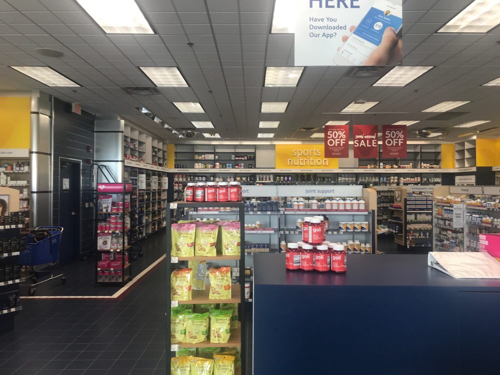 THE VITAMIN SHOPPE Updated June 2024 31945 Gratiot Ave, Roseville