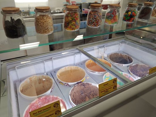 Mimi's Ice Cream & Coffee Shoppe by null