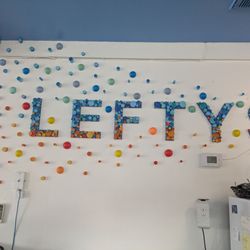 Lefty's Diner - Lefty's sign