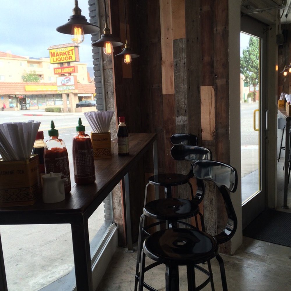 Summer Buffalo - I like the decor here too. - Thai Near Me - Burbank, California Summer Buffalo - I like the decor here too. - Thai Near Me - Burbank, California