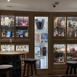 The Royal Cask Whisky Bar