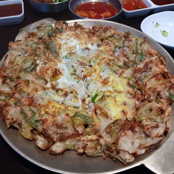 Baek Am Korean Restaurant - Seafood pancake - Korean Near Me - Gardena, California
