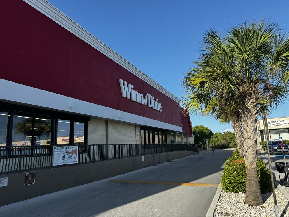 WINNDIXIE Updated October 2024 25 Photos & 56 Reviews 251 Key