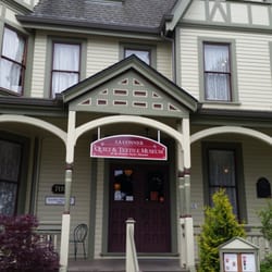 La Conner Quilt & Textile Museum - Front entrance.