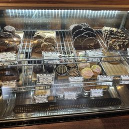 Dessert case Dessert case