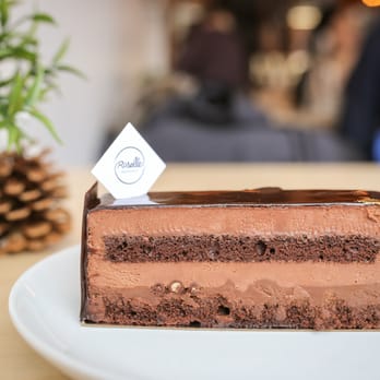 Roselle - Bakeries Near Me - Toronto, Ontario