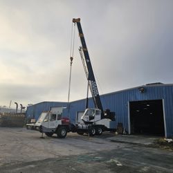 J W Kelly - 30,000lbs press lift