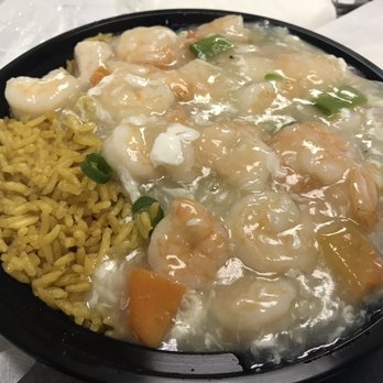 Golden Wok - Lunch size shrimp w/lobster sauce. $2 for extra shrimp. Well worth it. Delicious. - Chinese Near Me - New Castle, Pennsylvania