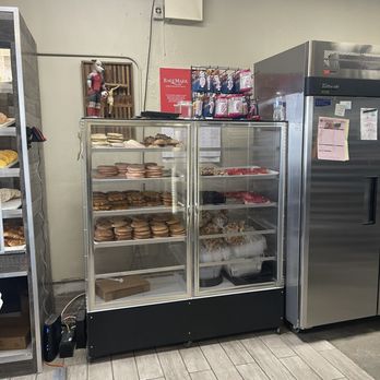 Los Compadres Bakery - Pan Dulce - Bakeries Near Me - Whittier, California Los Compadres Bakery - Pan Dulce - Bakeries Near Me - Whittier, California