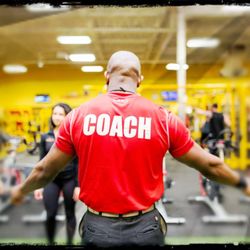 Retro Fitness - Expert Trainers
