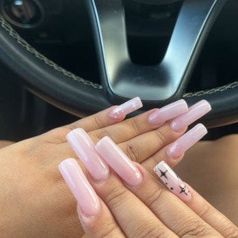 Sunshine Spa & Nails - Acrylic Nails - Nail Salons Near Me - Pittsburgh, Pennsylvania