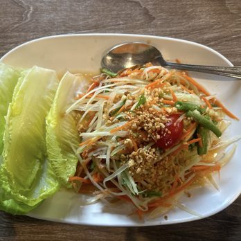 Lucky Thai Cuisine - Papaya Salad - Thai Near Me - Ventura, California Lucky Thai Cuisine - Papaya Salad - Thai Near Me - Ventura, California