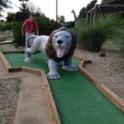 Cozy Acres Golf Links