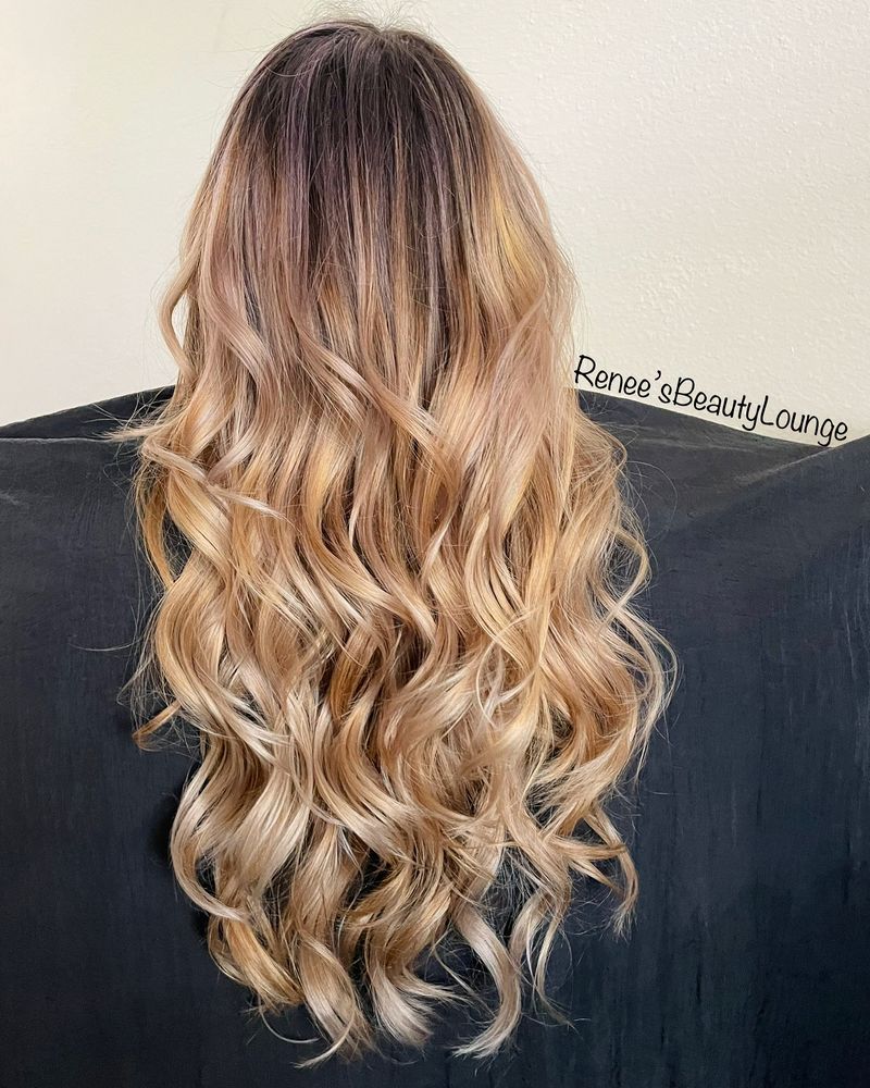 Renee’s Beauty Lounge Logo