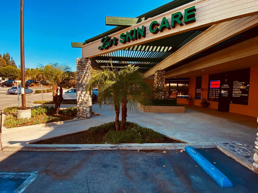 Lai's Skin Care Logo