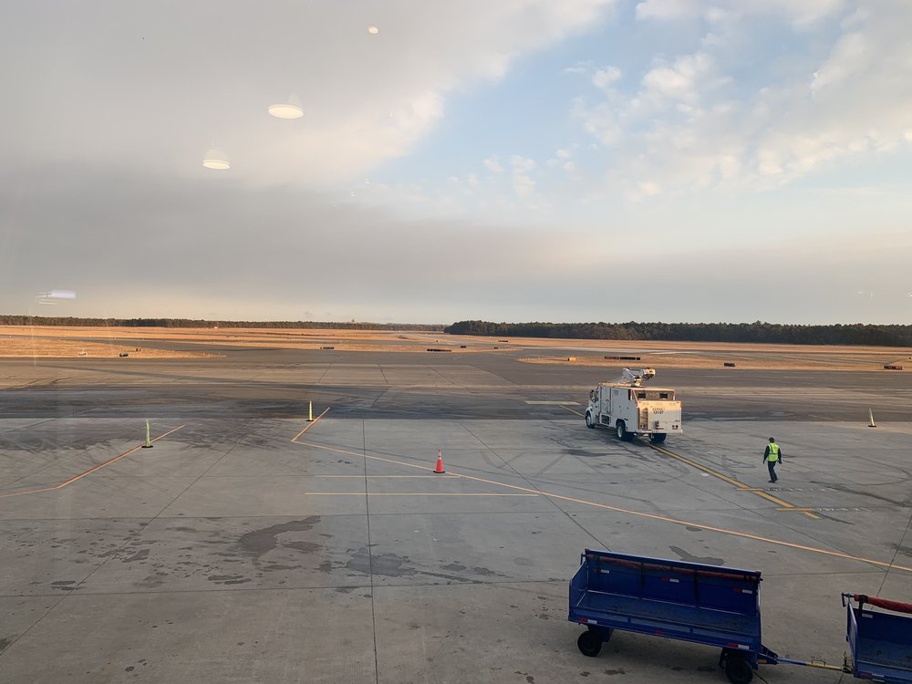 LONG ISLAND MACARTHUR AIRPORT ISP 170 Photos & 159 Reviews