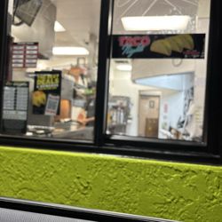 Del Taco - Getting my order