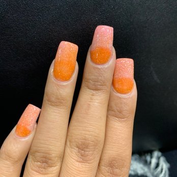 King's Nail - The ring finger is the closest to what I asked for. The color on the other parts of my nail is not blended at all. - Nail Salons Near Me - Chicago, Illinois