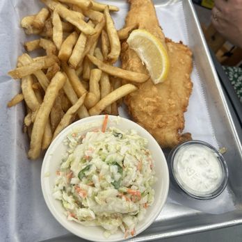 Barado's On The Water - American Near Me - Central Square, New York