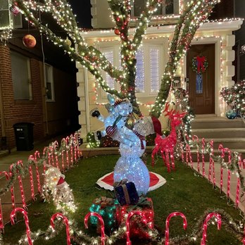 Dyker Heights Christmas Lights - Bus Tours Near Me Dyker Heights Christmas Lights - Bus Tours Near Me