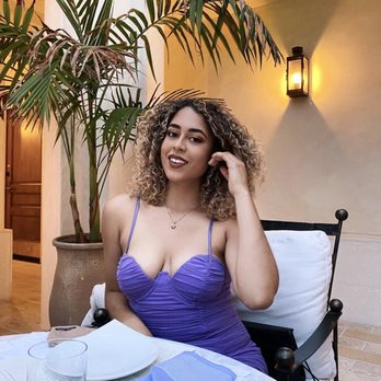 Virgo - Balayage and Curly Cut - Hair Salons Near Me - Los Angeles, California Virgo - Balayage and Curly Cut - Hair Salons Near Me - Los Angeles, California