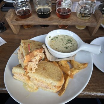 49th State Brewing - Anchorage - Crab Grilled Cheese - Breweries Near Me - Anchorage, Alaska