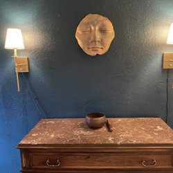 New Dawn Wellness - Healing space where Dawn helps clients resolve gut health issues and more