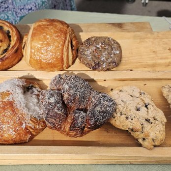 Camina Bakery - Sacramento Midtown Farmer's Market - Bakeries Near Me