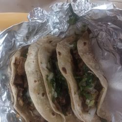 Taco's Aka - Tacos mixto. Amazing!