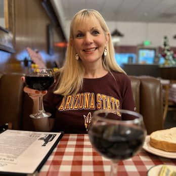Scarantino's Italian Inn - Italian Near Me - Glendale, California