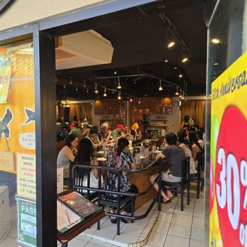 Ramen Nakamura - View from outside. Rectangular table. - Ramen Near Me - Honolulu, Hawaii Ramen Nakamura - View from outside. Rectangular table. - Ramen Near Me - Honolulu, Hawaii