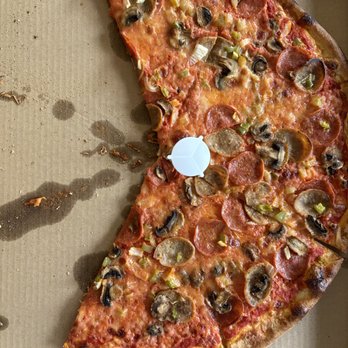 Carmine’s Pizza Kitchen - terrible effort. embarrassing - Pizza Near Me - Henderson, Nevada Carmine’s Pizza Kitchen - terrible effort. embarrassing - Pizza Near Me - Henderson, Nevada