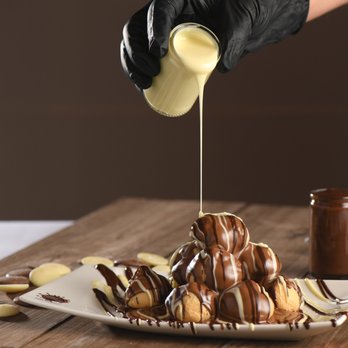 Melt N Dip - Eclair Pyramid - Desserts Near Me - Carmel, Indiana Melt N Dip - Eclair Pyramid - Desserts Near Me - Carmel, Indiana
