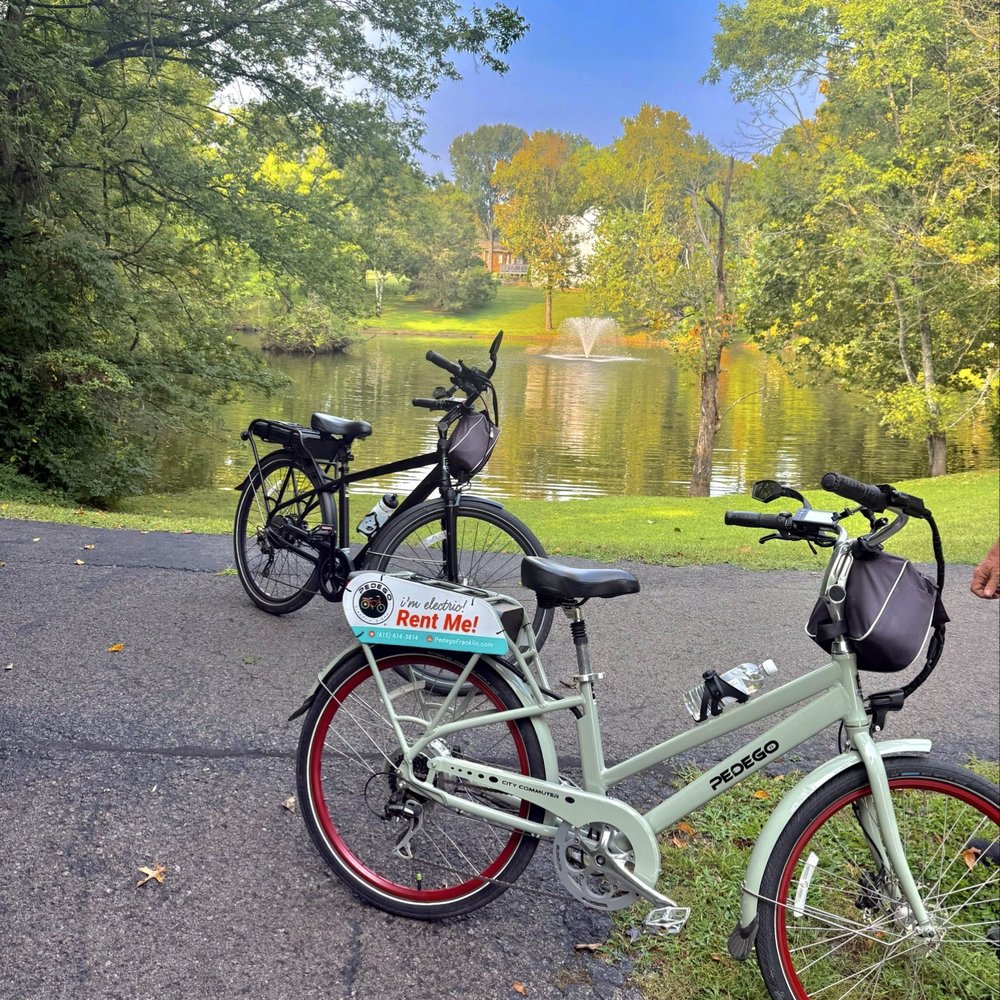 Pedego Franklin - The Best E Bile tour through Westhaven Leipers Fork & SouthHall - Bike Rentals Near Me - Franklin, Tennessee