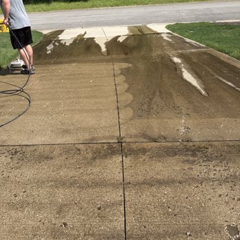Fresh Edge - Before and after - Lawn Services Near Me - Warren, Ohio Fresh Edge - Before and after - Lawn Services Near Me - Warren, Ohio