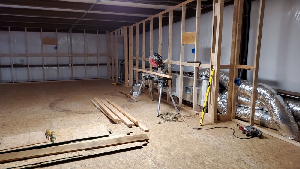 Slide of Puentes Roofing and Construction