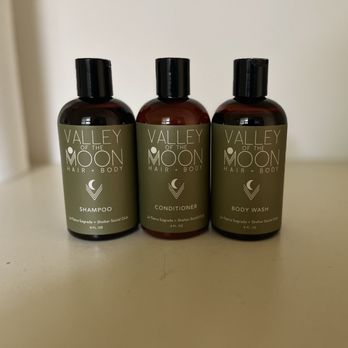Hummingbird Inn - Bath amenities: Valley of the Moon - Hotels Near Me - Ojai, California