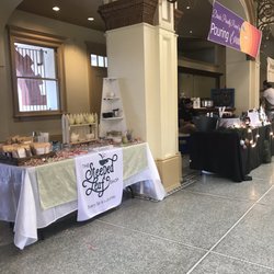 Holiday Haus At The Pop Up