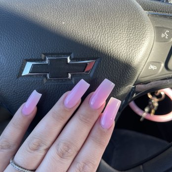 209 Nails Lounge - Nail Salons Near Me - Stockton, California
