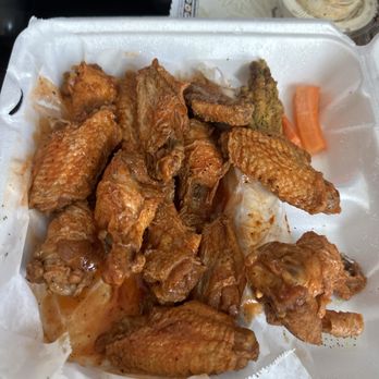 Buffalo Wing & Grill - Buffalo Wing Combo 20pcs - Chicken Wings Near Me - Arlington, Texas
