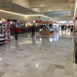 Plaza del Puerto - Área de comedores