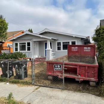 Roll Off Dumpster Rental - Dumpster fit perfectly in the driveway - Dumpster Rental Near Me Roll Off Dumpster Rental - Dumpster fit perfectly in the driveway - Dumpster Rental Near Me