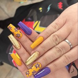 Lumi Nail Lounge