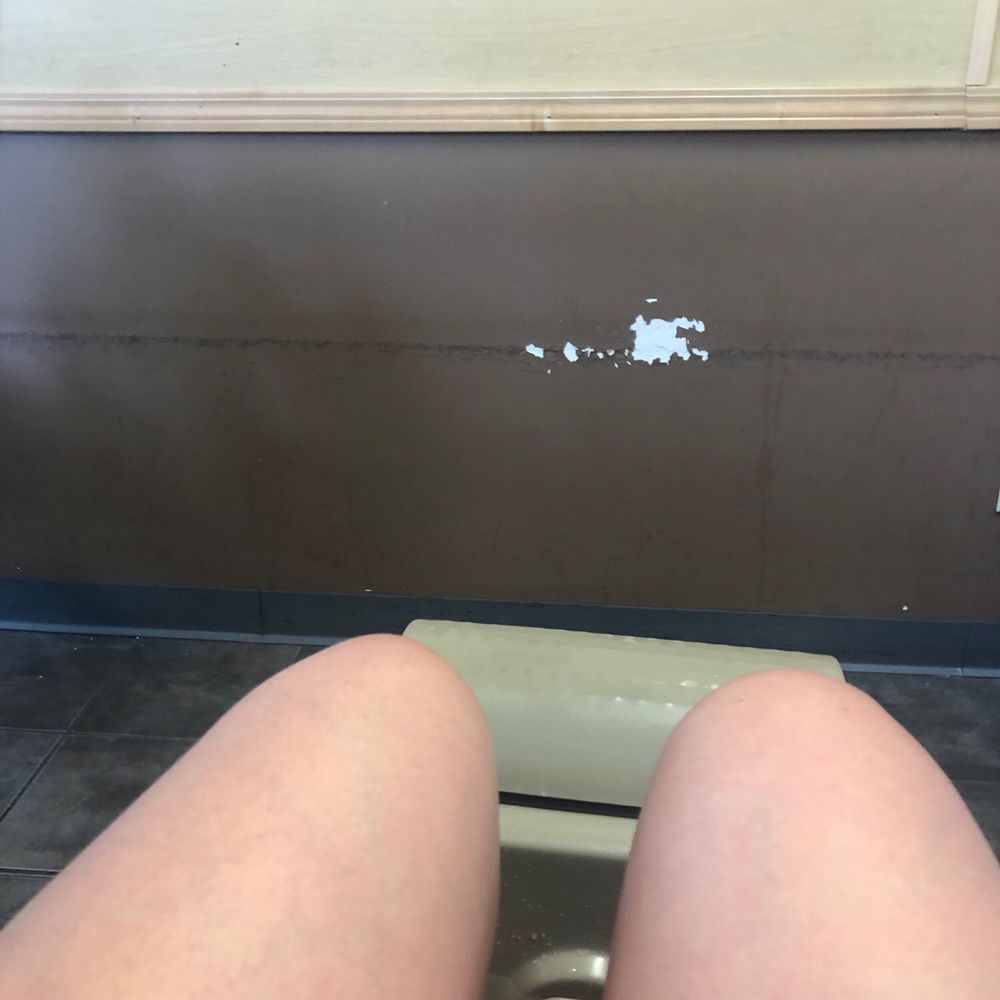 Pedicure seated view