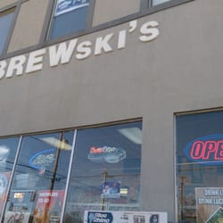 Brewski's - The front,  facing Hwy. 12.