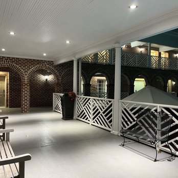Hampton Inn Lexington-Historic District - Walkways to get around hotel - Hotels Near Me - Lexington, Virginia