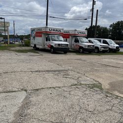 Rusty's Ten Minute Vehicle Inspection - With more than 25 years of experience, this is also a UHaul location. It was pretty cheap and Uber affordable.