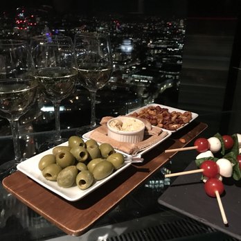 Vertigo 42 - Champagne Bars Near Me - London, XGL Vertigo 42 - Champagne Bars Near Me - London, XGL