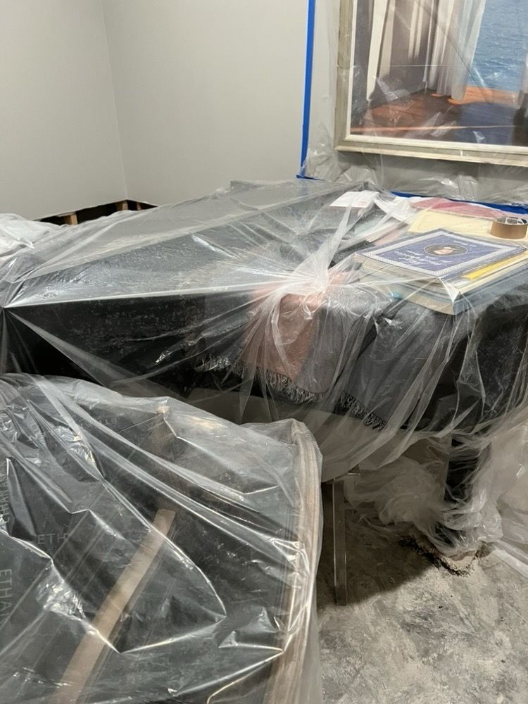 Slide of Southern Elite Roofing