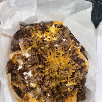 Aldanbertos - Super Nachos. Carne asada. No Guacamole - Mexican Near Me - Spring, Texas